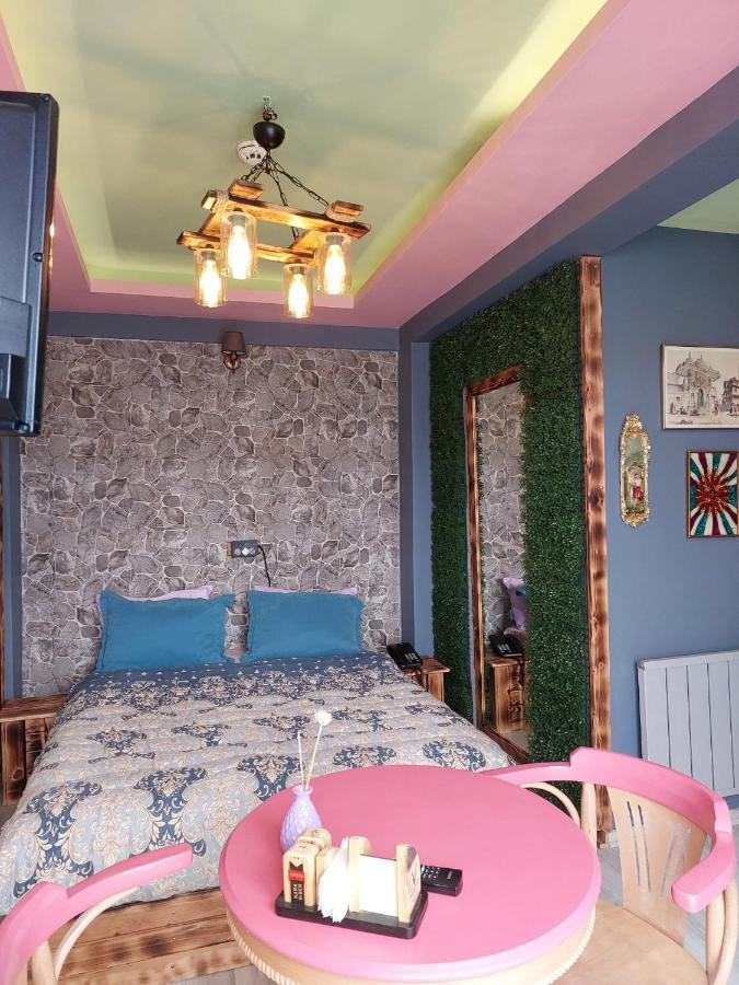 Marvel Suites (Adults Only) Istanbul Exterior photo